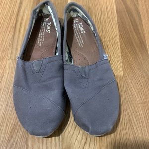 Women's Toms